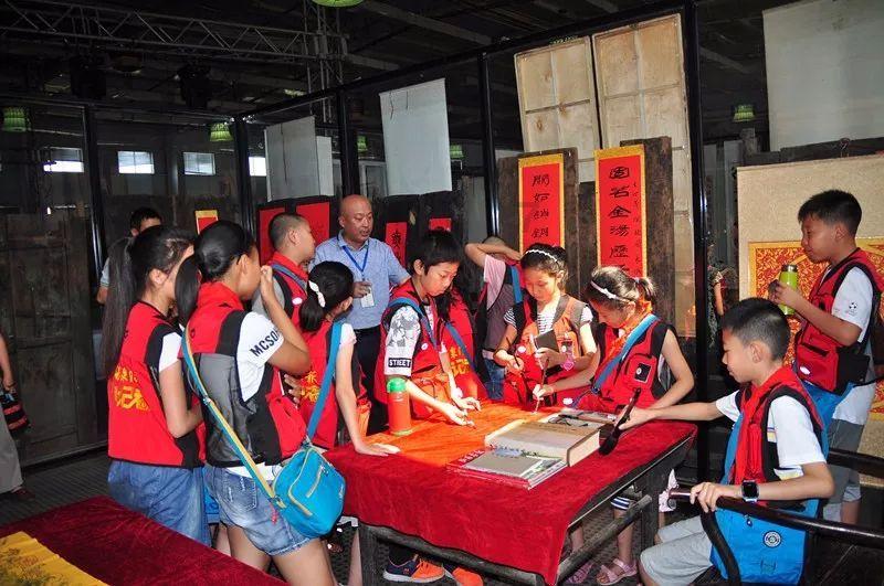 运气爆棚！小伙抢到2元红包买彩票中1000万